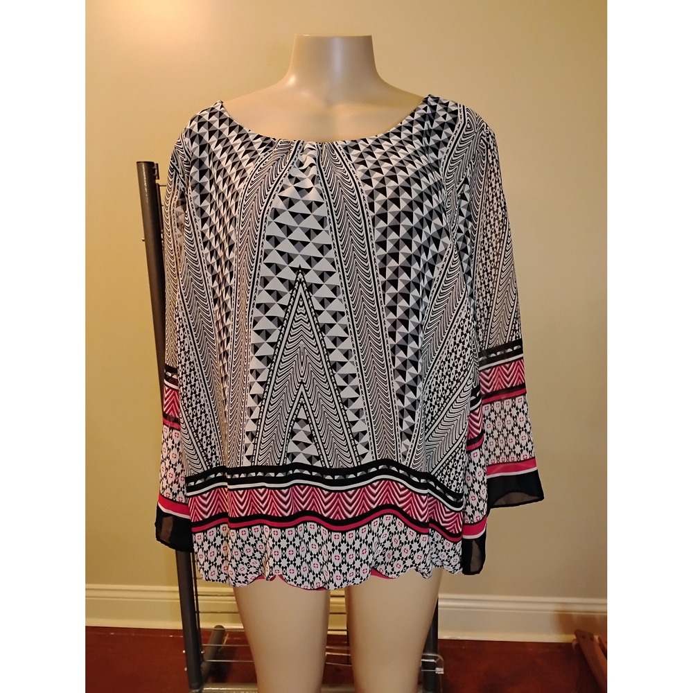 Alyx Womens 2X Geometric Print Blouse Pink Black White Bell Sleeve Elastic Hem